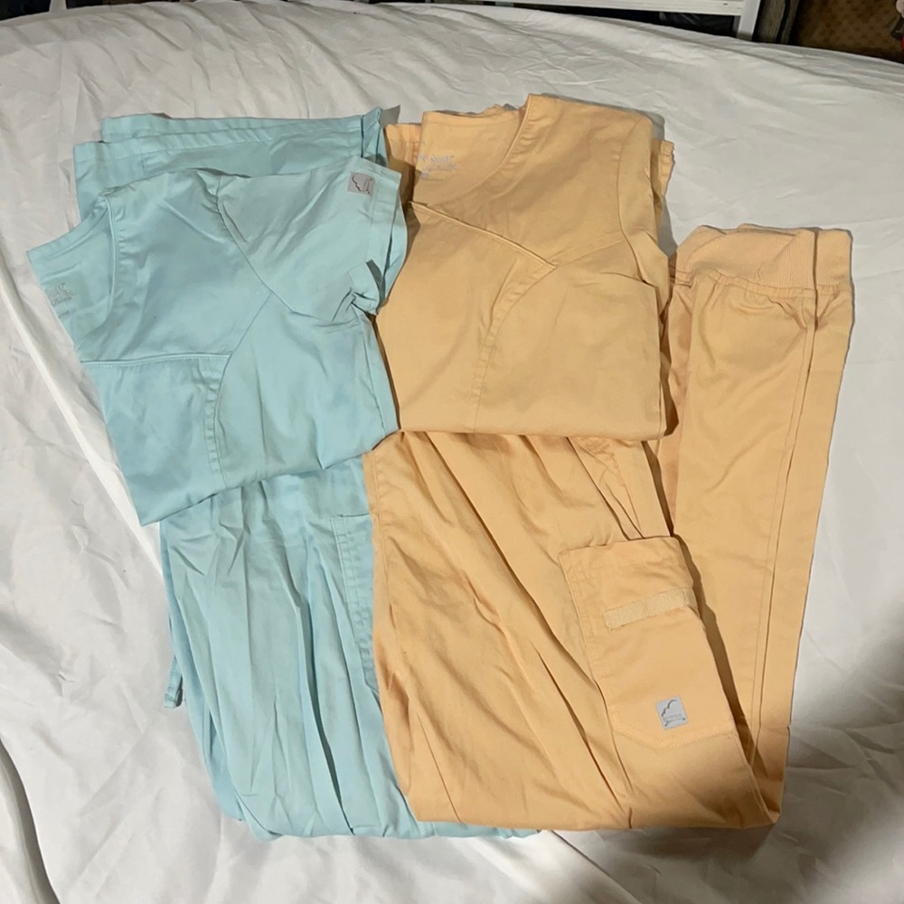 XS Butter Soft Scrubs
